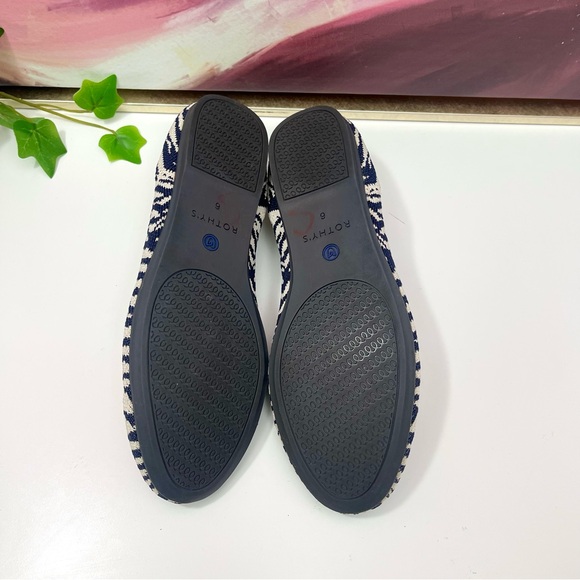 Rothy's The Almond Loafer Zebra Print Navy Blue & White Size 6 - Picture 13 of 15